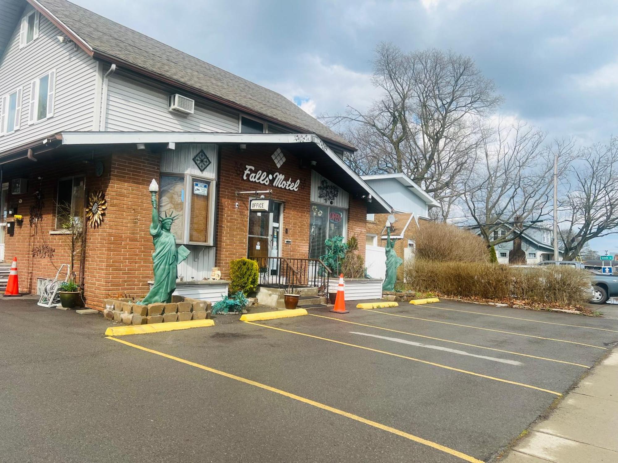Falls Motel Niagara Falls Ngoại thất bức ảnh